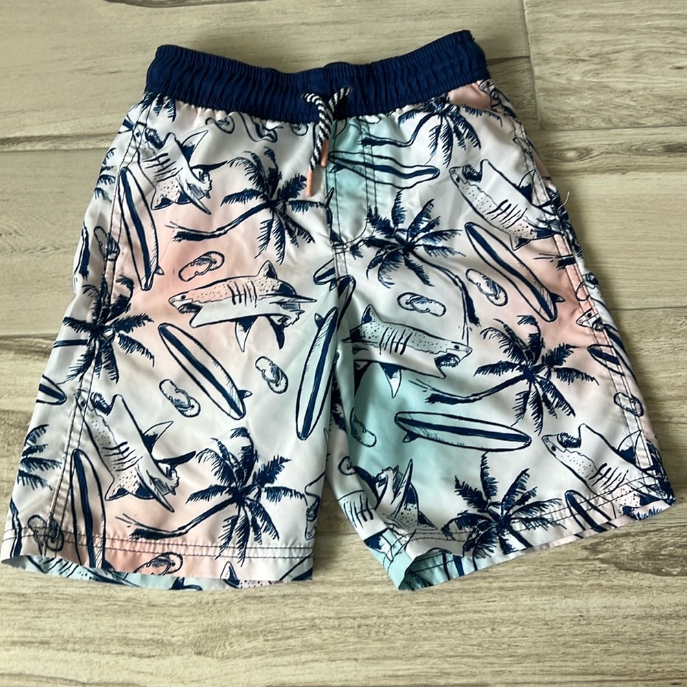 • Cat & Jack shark and surfboard themed swimsuit, 6/7 •